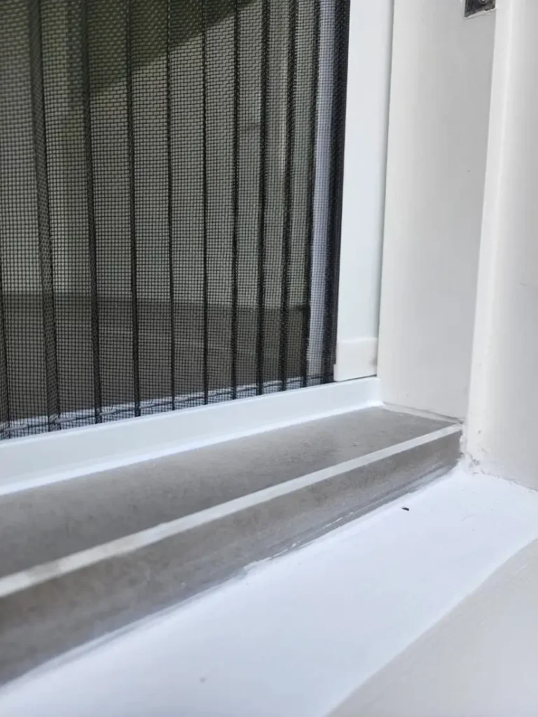 สเปคมุ้งลวดประตู