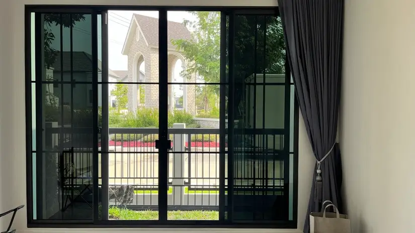 ประตูมุ้งลวดบานเลื่อน